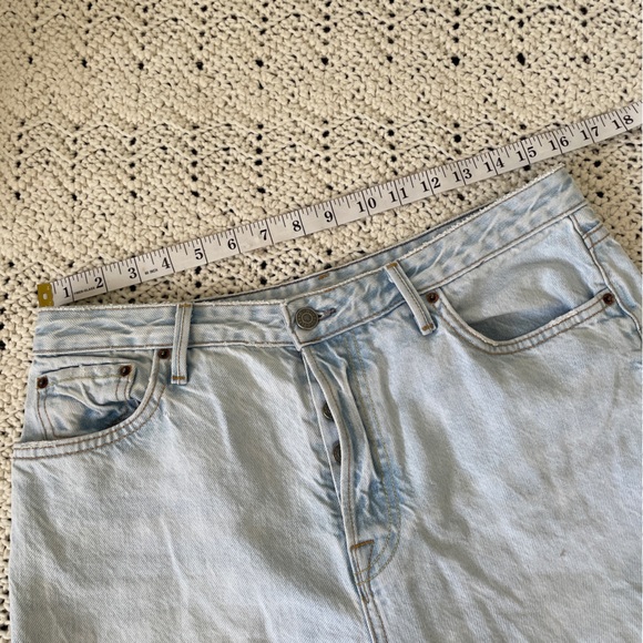 GRLFRND Devon High Rise Slim Boyfriend Jeans Light Wash (Size 30) - Picture 6 of 15